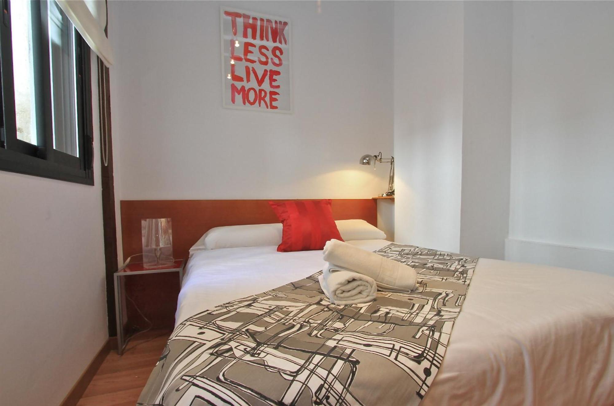 Apartamentos Inside Alhacaba Granada Szoba fotó