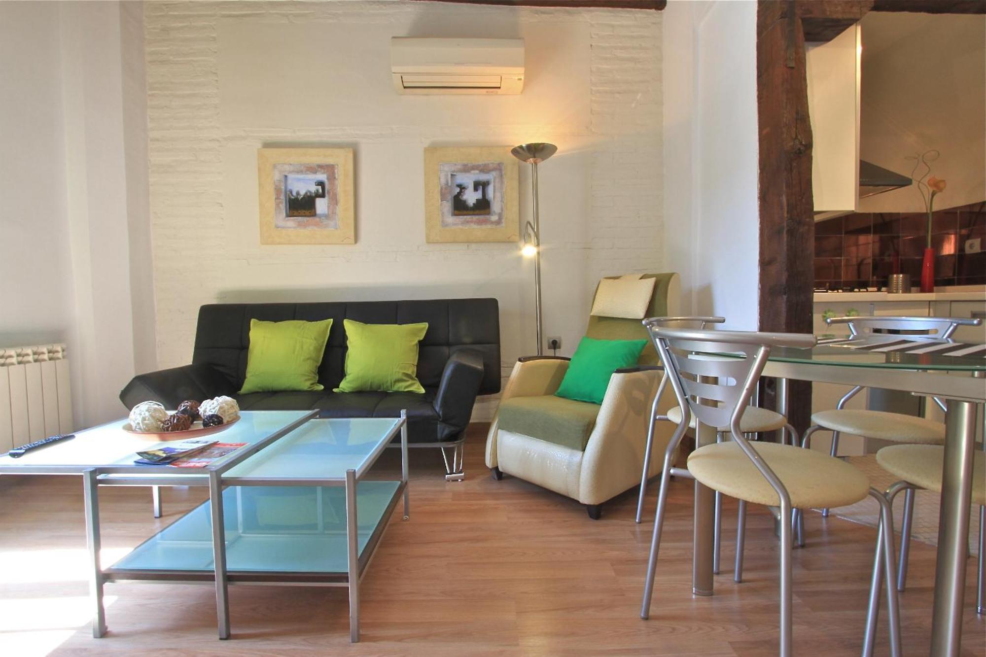 Apartamentos Inside Alhacaba Granada Szoba fotó