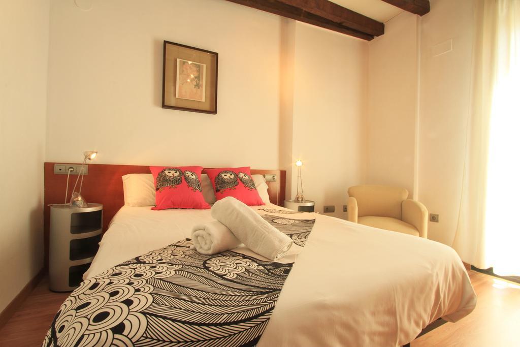 Apartamentos Inside Alhacaba Granada Szoba fotó